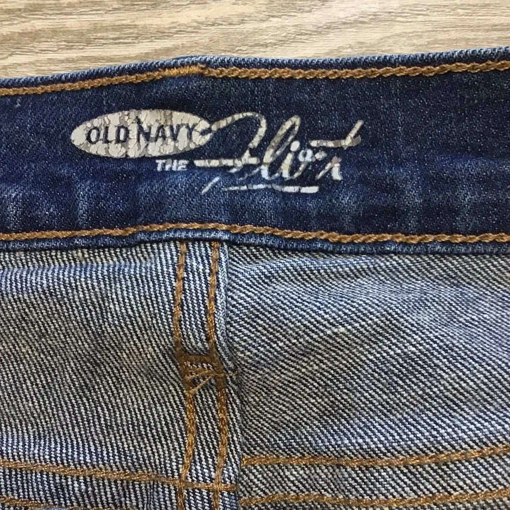 Old Navy The Flirt Low Rise Cuffed Capri 2